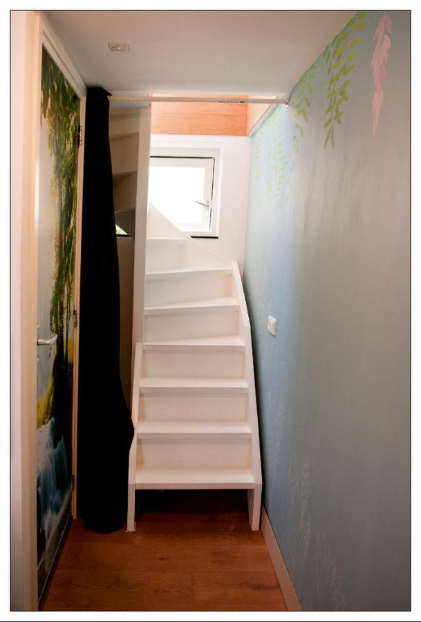 Private Guesthouse Bnb The Waterhouse Houseboat Amsterdam Exteriér fotografie